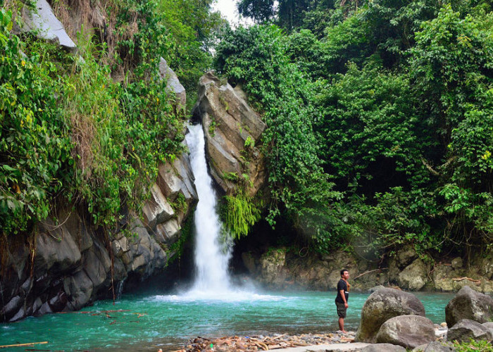Pesona Air Terjun Way Lalaan, Surga Tersembunyi di Lereng Tanggamus yang Menyegarkan Mata