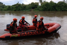 Siswi SD Tenggelam di Sungai Komering, Tim SAR Terus Lakukan Pencarian  