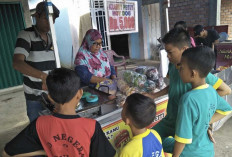 Kedai Burger Krabby Patty Ala Spongebob di Ngulak 1, Laris dengan Harga Terjangkau