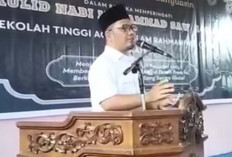 Kadinsos Muba Hadiri Lomba Sholawat Antar SMA/MA di STIER Sekayu dan Berikan Santunan kepada Mahasiswa