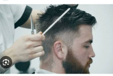 Jelang Lebaran, Pangkas Rambut Ramai!