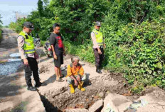 Jalan Penghubung Desa di OKU Amblas, Polisi Pasang Rambu Peringatan