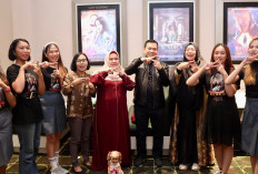 Penjabat Gubernur Sumatera Selatan Nonton Bareng Film ''Dul Muluk dan Dul Malik''