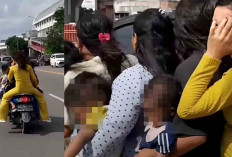 Viral! Emak-Emak di Palembang Boceng 7 Bocah, Melintas Diatas Jembatan Ampera Siang Hari 