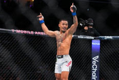 Joshua Van Pecahkan Rekor, Jadi Fighter Kelahiran Asia Pertama Juara UFC