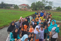 Ratusan Anak PAUD Kunjungi Kantor Desa Pinang Banjar, Belajar Profesi Sejak Dini
