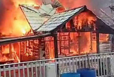 Rumah Kades Sungai Dua di Muba Nyaris Terbakar, Akibat Satu Unit Rumah Terbakar 