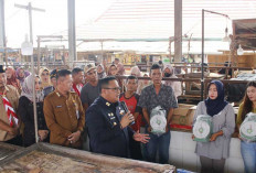 Pemkot Lubuklinggau Beri Reward 8 Pedagang di Pasar Bukit Sulap