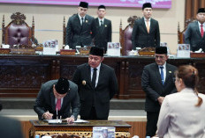 APBD Perubahan Sumsel 2025 Disahkan, Herman Deru Jamin Transparansi dan Efisiensi Anggaran