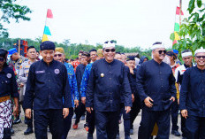 Bupati Muba Saksikan Pengukuhan Paguyuban Pasundan dan Pentas Seni Budaya Sunda di Tungkal Jaya