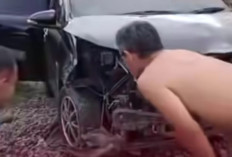 Waduh, Toyota Cayla Dihantam Kereta Api Babaranjang, Beruntung Tidak Ada Korban Jiwa