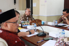 Sekda Apriyadi  Tegaskan PT SNS Wajib Siapkan Kebun Plasma untuk Masyarakat