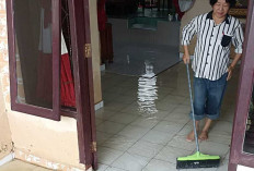 Lebaran Tergenang Banjir, Puluhan Rumah di RS Bungur OKU Terendam Air Setinggi Lutut