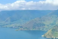 Pesona Abadi Danau Toba: Keindahan Alam yang Memukau dan Kekayaan Budaya Batak yang Memikat Hati