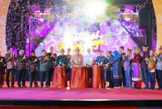 Pj Bupati Muba Sandi Fahlepi Hadiri Pembukaan Festival Sriwijaya ke-XXXII