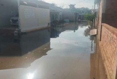 Siap-Siap Ngungsi, Warga Perumahan GBL Sekayu Dikepung Banjir 