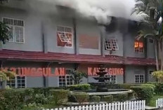 Astaga, Gedung SMA Negeri 3 Ungulan Kayuagung Terbakar 