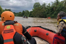 Perahu Getek Oleng di Sungai Siguci, Petani  Hilang Terseret Arus