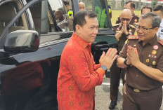 Kejati Sumsel Serahkan 2 Aset Daerah kepada Pemprov, Ada Mobil Toyota LC Mantan Gubernur