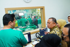 Pj Bupati Muba H Sandi Fahlepi tinjau Cath Lab RSUD Sekayu