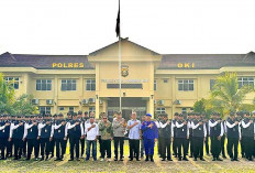 Polres Serahkan Personel Pamwal Calon Bupati dan Wakil Bupati OKI Pilkada Serentak