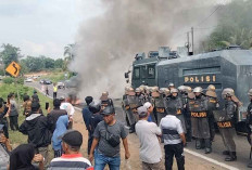 Waduh, Massa Bakar Ban di Jalinsum, Tak Terima Keputusan KPU Empat Lawang yang Tetapkan 1 Paslon