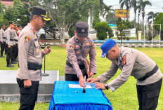 Gelar Upacara Penutupan Latihan Kerja Siswa Diktuk Bintara Polri Gelombang II 2024 