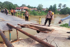 Warga Dua Desa di Kecamatan Kendis Ogan Ilir Tidak Bisa Keluar Desa, Jembatan Putus 