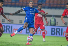 Semen Padang Tahan Imbang Persib 1-1 di Kandang, Gol Gala Pagamo Jadi Penentu