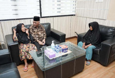 Ini Cerita Nenek Rogaya Sepulang Menunaikan Ibadah Haji, Dihadapan Sekda Muba 