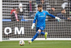 Maarten Paes Ukir Sejarah di MLS 2024 dengan Penghargaan Save of The Year