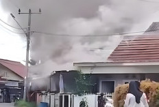 Diduga Konsleting Listrik, Rumah Kosong di Tanjung Enim Terbakar