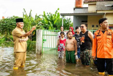 Sekayu Dikepung Banjir, Pj Bupati Apriyadi Keliling Sambangi Warga Terdampak Banjir