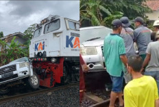 Astaga, Ford Everts Mati Mesin, Ditabrak Babaranjang, Begini Kondisi Penumpang