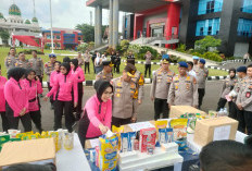 Wujud Kepedulian, Bhayangkari Polda Sumsel Kirim Lima Truk Bantuan untuk Korban Banjir  