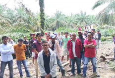 Gelar Orasi, Masyarakat Desa Sungai Sodong Mesuji OKI Minta Perusahaan Hentikan Replanting 