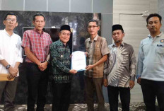 Wakil Bupati Ogan Ilir Serahkan SK Pjs Kades Tanjung Pinang 2 Kecamatan Tanjung Batu 
