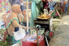  Penjual Sosis Goreng di Sanga Desa Raup Omzet Jutaan Rupiah per Bulan