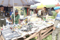 Satpol PP Muba Tertibkan PKL di Sungai Lilin, Imbau Tak Berjualan di Bahu Jalan