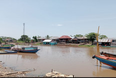 Warga Pinggiran Sungai Komering Diimbau Hati-Hati dan Waspada