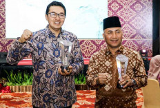 Keren! Andi Wijaya Busroh Raih Anugerah Lintas Politika Award tahun 2023