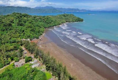 Pantai Air Manis? Ini Dia, Surga Tersembunyi di Kota Padang dengan Biru Laut Memukau