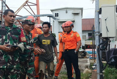 Pria Asal Babat Toman Nekat Panjat Tower Telekomunikasi, Diduga Alami Gangguan Mental  