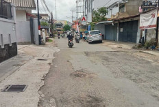 Masih Banyak Akses Jalan yang Rusak di Palembang 