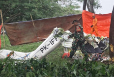 Pesawat Latih Jatuh di BSD, Tangsel, 3 Orang Tewas