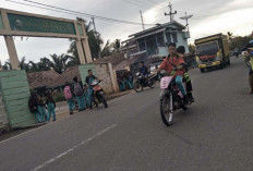 Warga Harapkan Dibuat Marka Penyebrangan di Depan MTs Al-Marhamah Ngulak