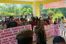 Pedagang Pasar Pangkalan Balai Tolak Relokasi ke Pasar Cangkring