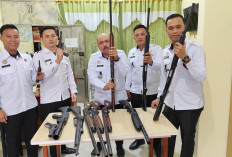 Pastikan Kondisi Senjata Dapat Berfungsi, Lapas Sekayu Rutin Lakukan Pemeliharaan dan Perawatan Senjata Api 