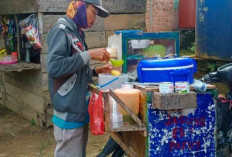 Cuaca Panas, Penjual Es Keliling Ketiban Rezeki