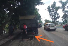 Kecelakaan Beruntun di Jalan Soekarno Hatta Palembang Dimulai Iring-Iringan Diduga Truk Angkut Minyak Ilegal